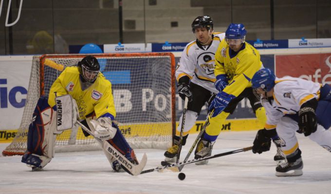 HC Piksla Pardubice - BK ŘKF Polička 4:2