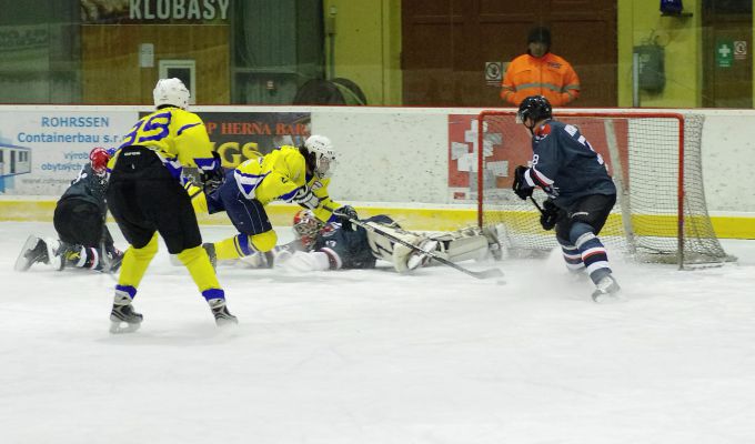 1. čtvrtfinále BK ŘKF Polička - HC Balauři 0:2